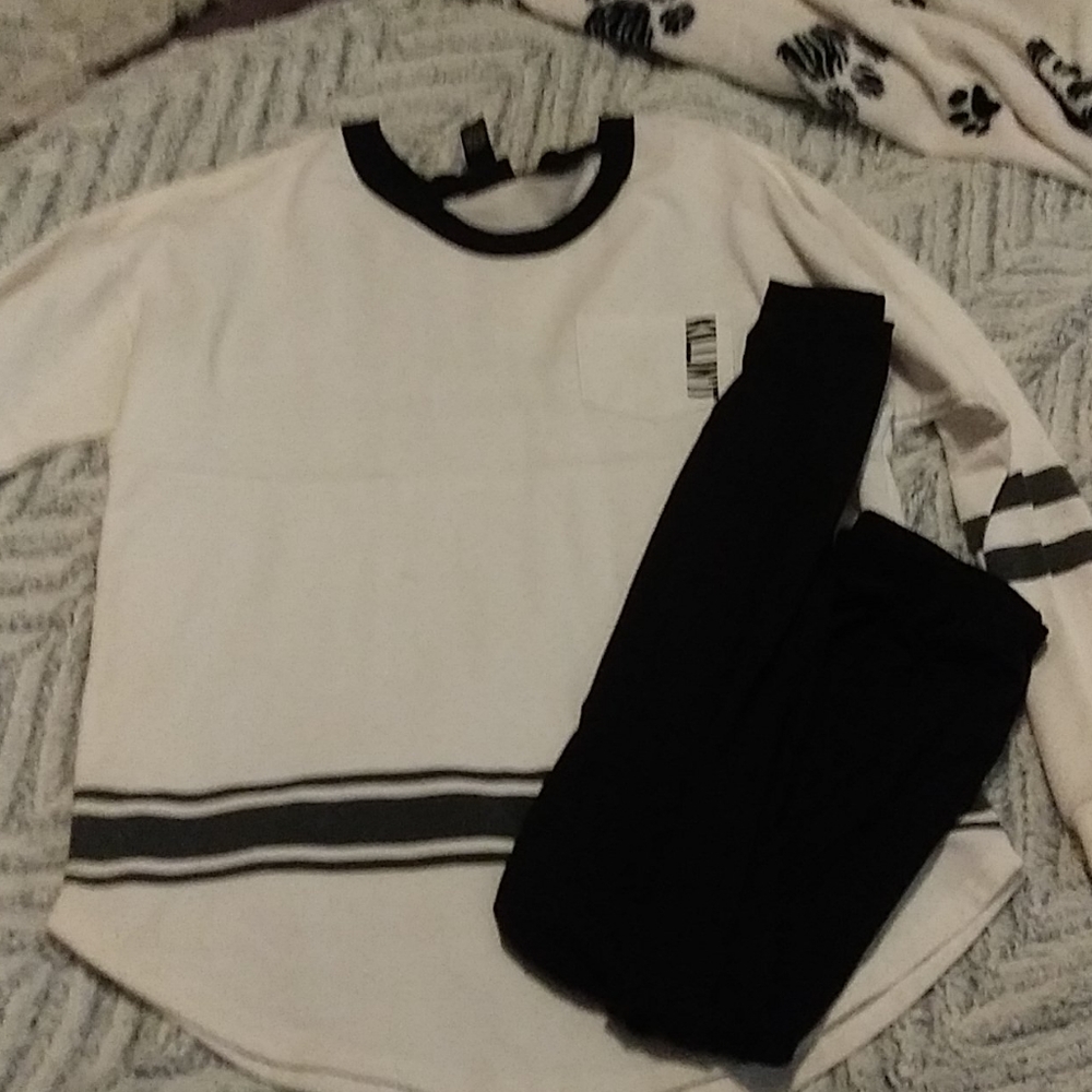 Long sleeve outfit